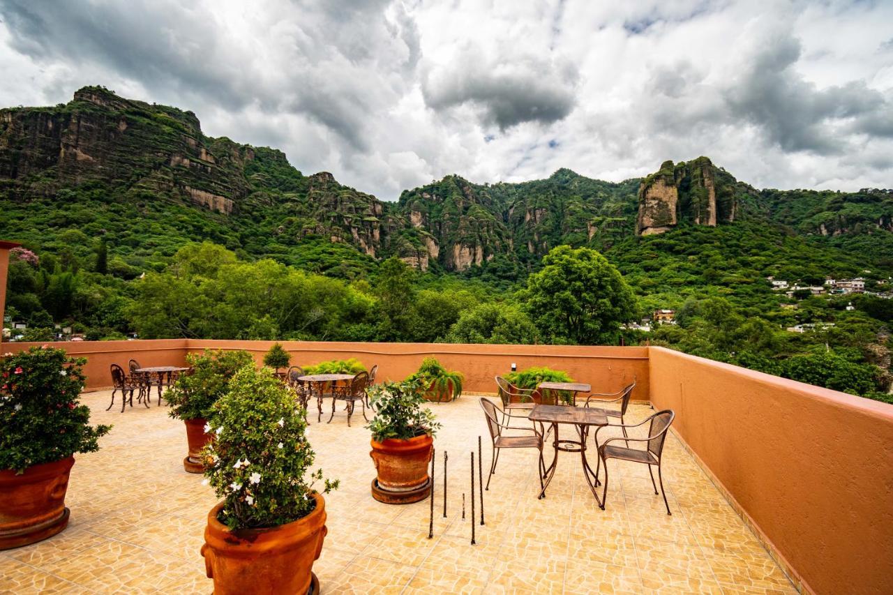 La Piramide Del Tepozteco Hotel Tepoztlan Exterior photo